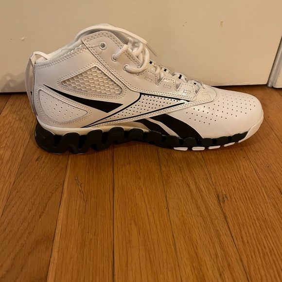 I.T. Factor Reebok Shoes - Picture 9 of 10